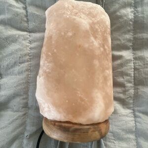 Salt lamp